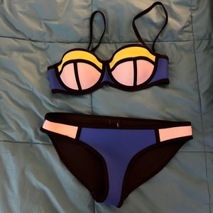 Triangl bikini. Never worn.